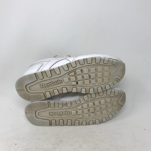 Reebok Classic Low Top Sneakers - Picture 5 of 9